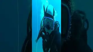 В сильный шторм у яхты оторвало якорь! the anchor was torn off!