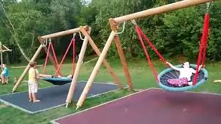 Пляж Левобережный гостеприимно встречает отдыхающих