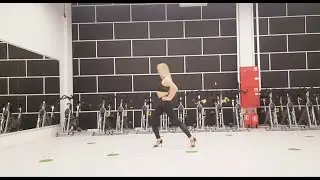 SIMPLE VOGUE CHOREOGRAPHY