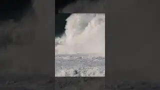 Super Fly Surfing Itacoatiara Big Wave #bigwavesurfing #bigwaves #itacoatiarabigwave #surf #shorts