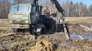 КамАЗ Весна по уши в грязи