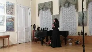 E. Capua Maria , Mari !