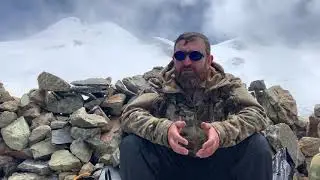 Зачем люди ходят в горы ?