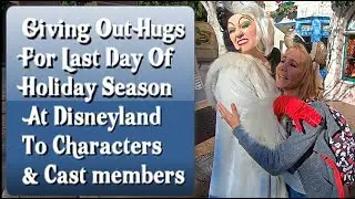 Disneyland Cast Members & Character Hugs For The Last Day Of Holidays Season