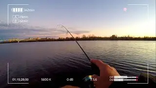 Мормышинг с Матаги перед закатом поздней осенью на реке Волга