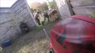 С самом центре, АУТ от своего Битва за Днепр Пейнтбол