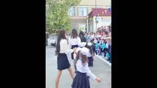 Білім күні 1 қыркүйек Алғашқа қоңырау🔔🔔🔔
