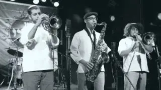 תזמורת לחתונה - תזמורת קומי אורי - שיר געגוע