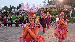 Disneyland Paris  - Célébration Halloween de Mickey- #Halloween #disneyfans #disney #disneylandparis