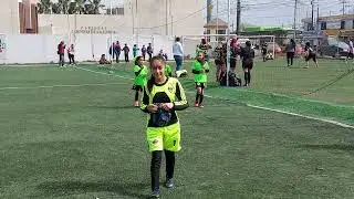20240218 142214 salen de la cancha terminando el juego