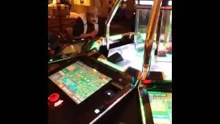 Vegas crap machine winning shot!!