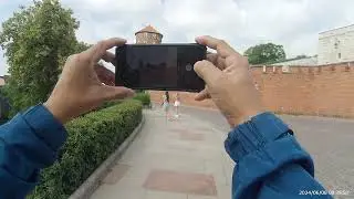 Krakow Street Walk Wawel Castle