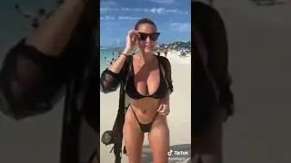 Bikini Girl In Beach 🔥🔥