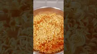 Cook Samyang Kimchi Ramen with me︱Korean Kimchi Noodles in India