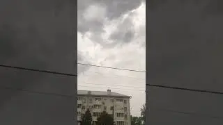 Молния прям рядом со мной
