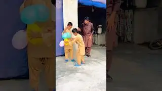 Gubbare Mein Se Paise Nikale#shorts #viral #akramfunny