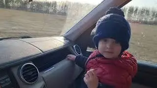 просто езда по лужам на discovery 4 ))