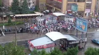 Луганск. Крестный ход под шквальным ливнем. ЛНР. 14.06.22.