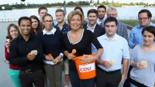 Die 'Eis' Bucket Challenge von Julia Klöckner