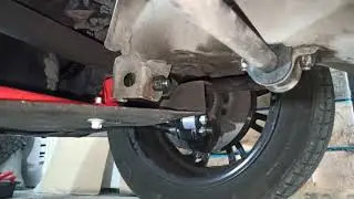 Установка нижней распорки от Автопродукт на Приору.