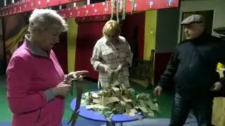 В Саяногорске начал работать центр плетения маскировочных сетей.mp4