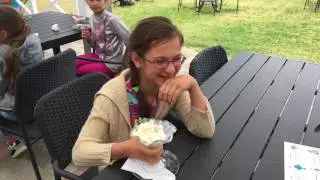 Озеро и мороженное