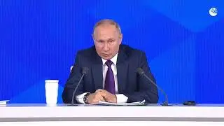 Путин на вопрос, почему не берет Мишустина в тайгу