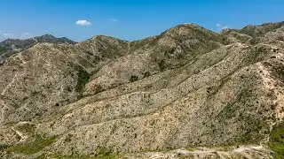 Keep Moving with Insta360 OneX2 + DJI Mavic 3 @ Castle Peak Hinterland ( 青山腹地 - 青松紅壑 , 月牙谷) 4K映像