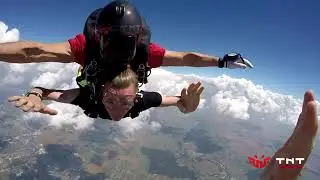😱 Ionut Nemes 🪂 Salt cu parasuta 🪂 4000m 🌤 200km/h ✈️