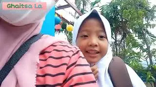 Jemput kakak pulang sekolah