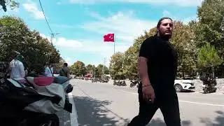 POV YOL KENARINDA OTURMUŞ MOTORLARI İZLİYORSUN