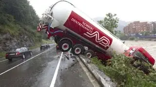 BRUTAL CAR CRASHES || FATAL CAR CRASHES 2023 COMPILATION 