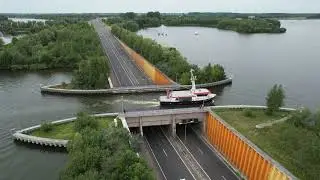 The Valwemeer aqueduct ,