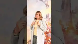 Какое пальто понравилось больше?
