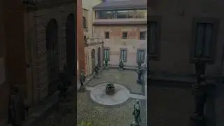 Una buona serata dalla @pinacotecaambrosiana 🥰