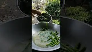 Cooking Sautéed Asparagus! #cooking #minivlog #provincelife #daily @DiskartengG ❤️
