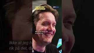 Odda lar seg inspirere av moren til Shaman Durek👀 Hør «Desken brenner» kun i 