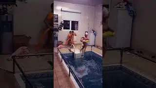 Новогодние развлечения. С друзьями очень весело.