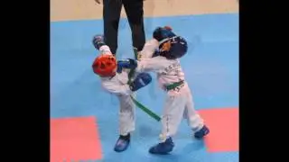 PLASKASOVITIS TAEKWONDO KICKBOX