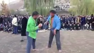 Кураш Мухсин хожи ва Низом полвон .
