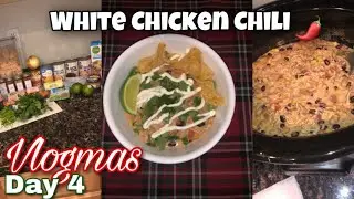 White Chicken Chili CrockPot Recipe  *Budget Friendly* | Vlogmas Day 4