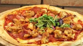 Hús hússal pizza - Dunaújváros Sztárja