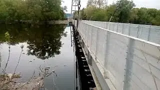 Мост через озеро 