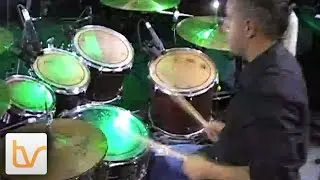Montez De Durango - Daniel Terrazas en la Bateria - La Hierba