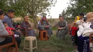 Village life Cooking a turkey - my family said goodbye to my last day in the village