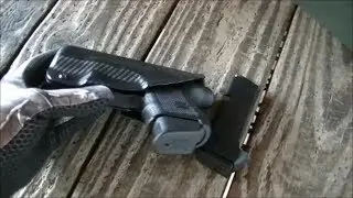 Glock 26 and Glock 19 pistols: shooting