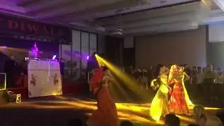 [Russian Dancers] Rangeelo Maaro Dholna Pyaar Ke Geet 1999