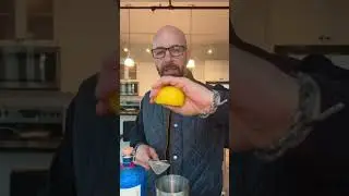 Johnny Drinks making a Gin Fizz!