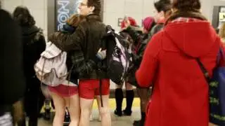 No Pants Subway Ride 2012 - Improv in Toronto
