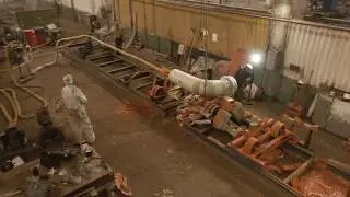 Polyurea pipe coating